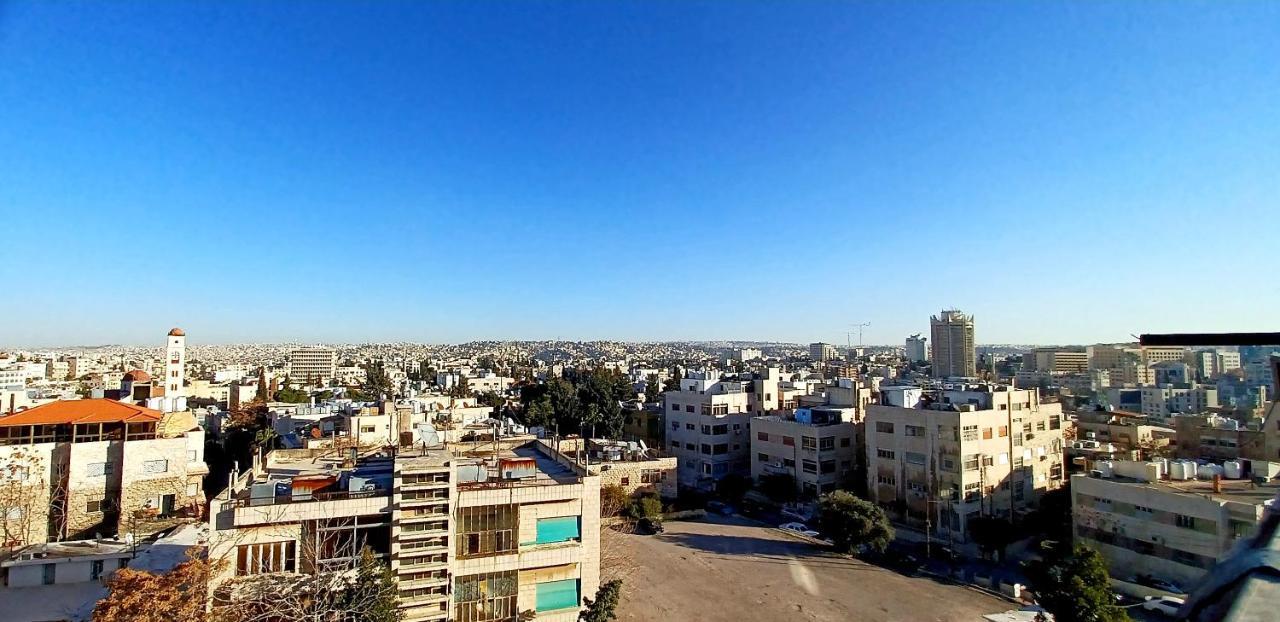 Caravan Hotel Amman Exterior photo