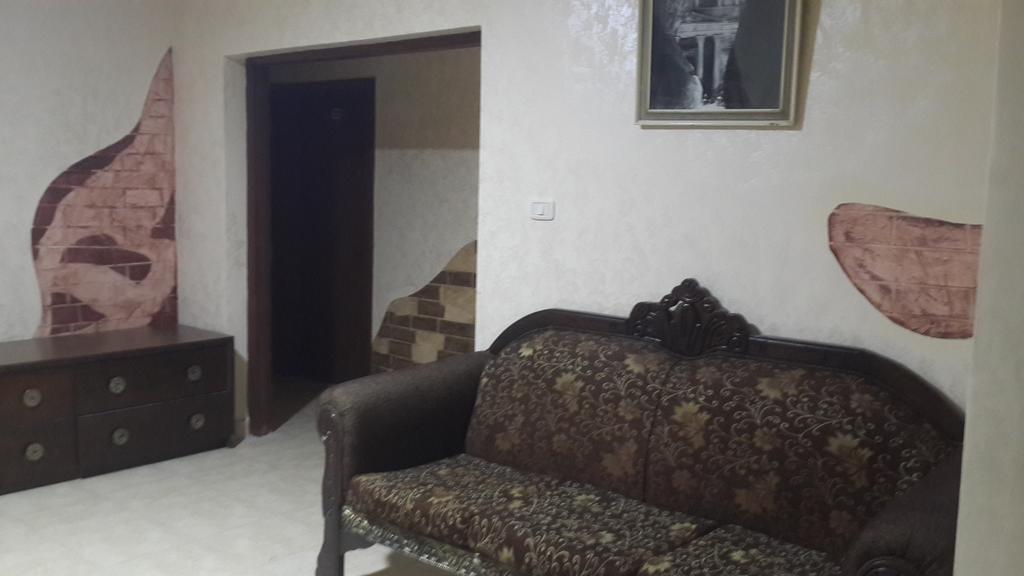 Caravan Hotel Amman Exterior photo