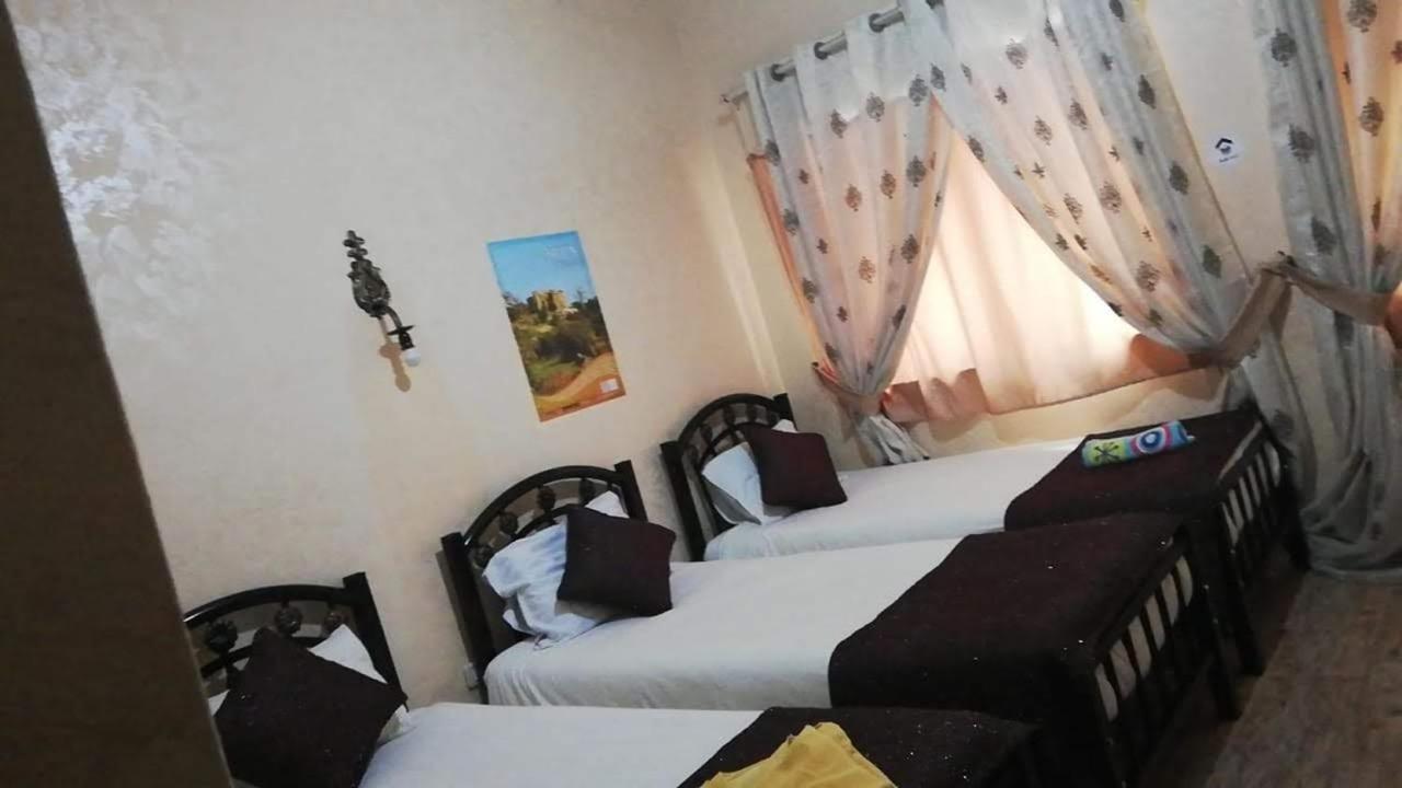 Caravan Hotel Amman Exterior photo